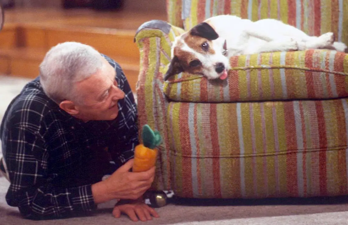 John Mahoney and Moose the Dog in "Death and the Dog" (Photo: NBC)