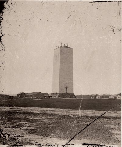 The unfinished Washington Monument