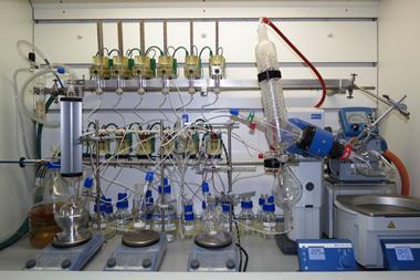 A photograph showing one Chemputer setup