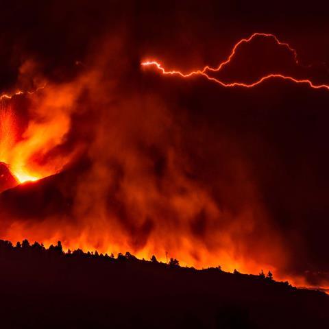 Volcanic lightning