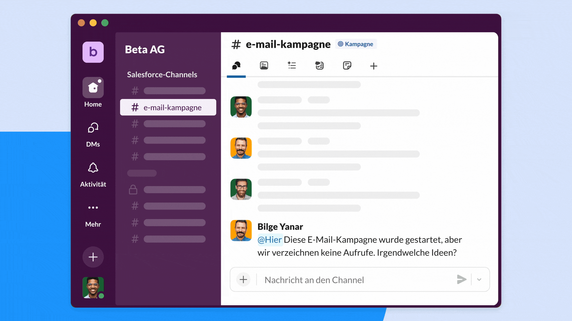 GIF von Slack und Salesforce nebeneinander.