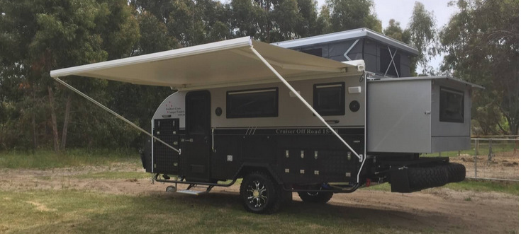 Expander For Hire In Spearwood Wa From 110 00 Hire This 15 18ft Hybrid Caravan Camplify