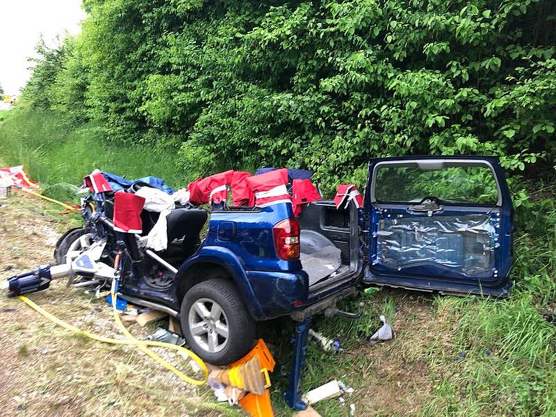 Vier Menschen Bei Unfall Lebensgefahrlich Verletzt Radio Hochstift
