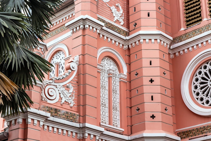 Tan Dinh Church in Saigon, a popular Gothic-style tourist destination, known for its pink Romanian architecture. (© Shutterstock)