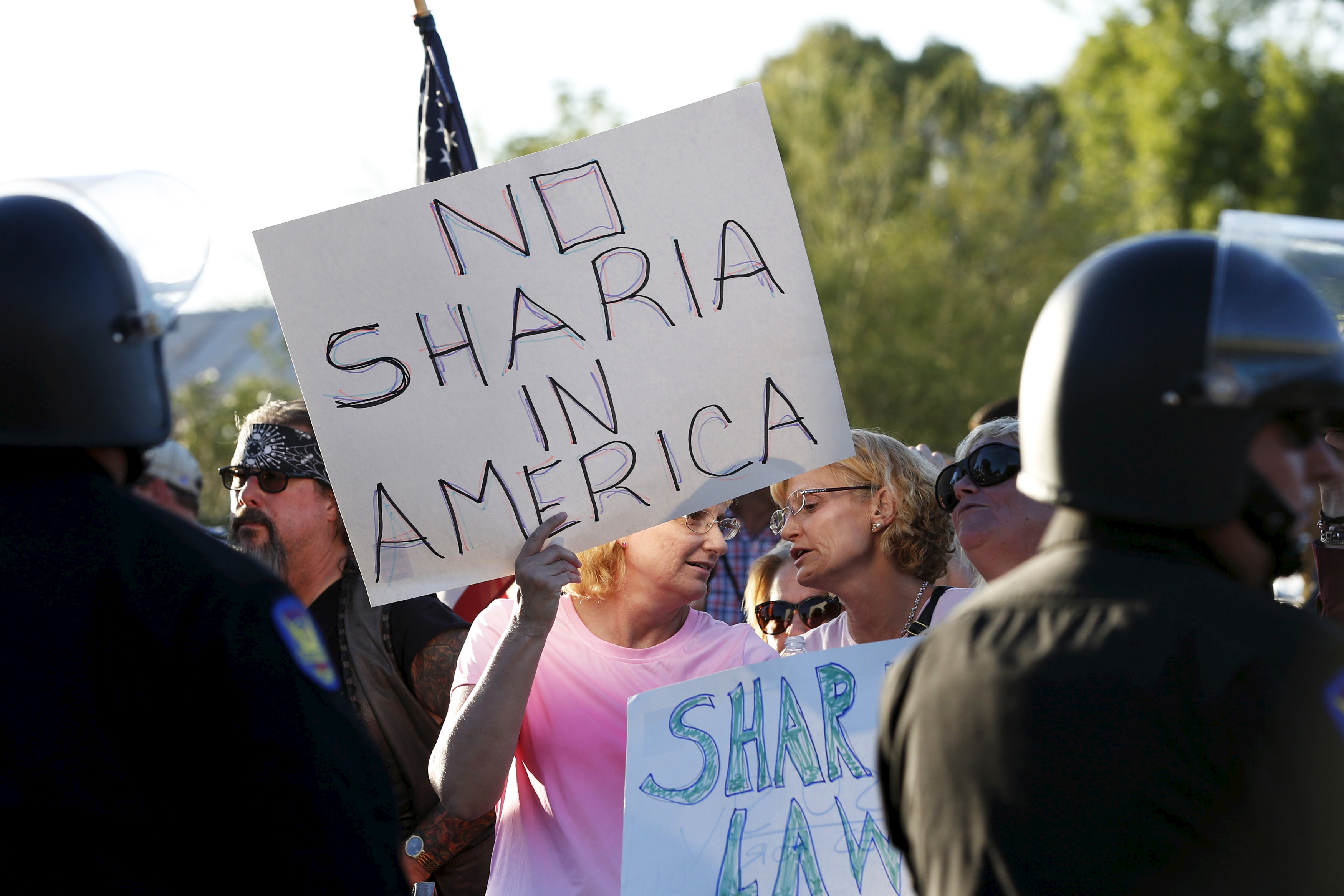 Protesters attend "Freedom of Speech Rally Round II" across the street from the Islamic Community Center of Phoenix. Photo by Nancy Wiechec/Reuters.