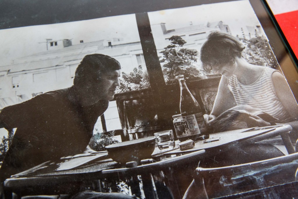 A photo of Tony Heywood and his wife, Astra Zarina, in Heywood’s home in Civita di Bagnoregio. Photo by Frank Carlson