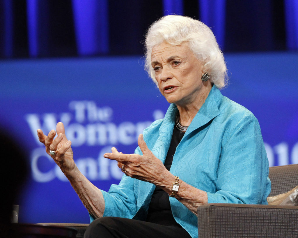 Former Associate Justice Sandra Day O'Connor speaks during the lunch session of "The Women's Conference 2010" in Long Beach, California October 26, 2010. REUTERS/Mario Anzuoni (UNITED STATES - Tags: ENTERTAINMENT POLITICS) - GM1E6AR0SDJ01