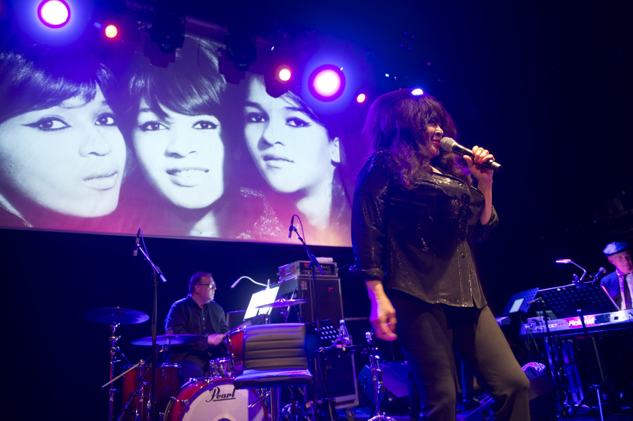 Ronnie Spector Performs in Concert in Barcelona