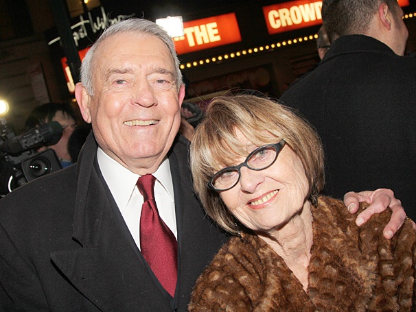 Dan Rather with kind, Wife Jean Goebel 