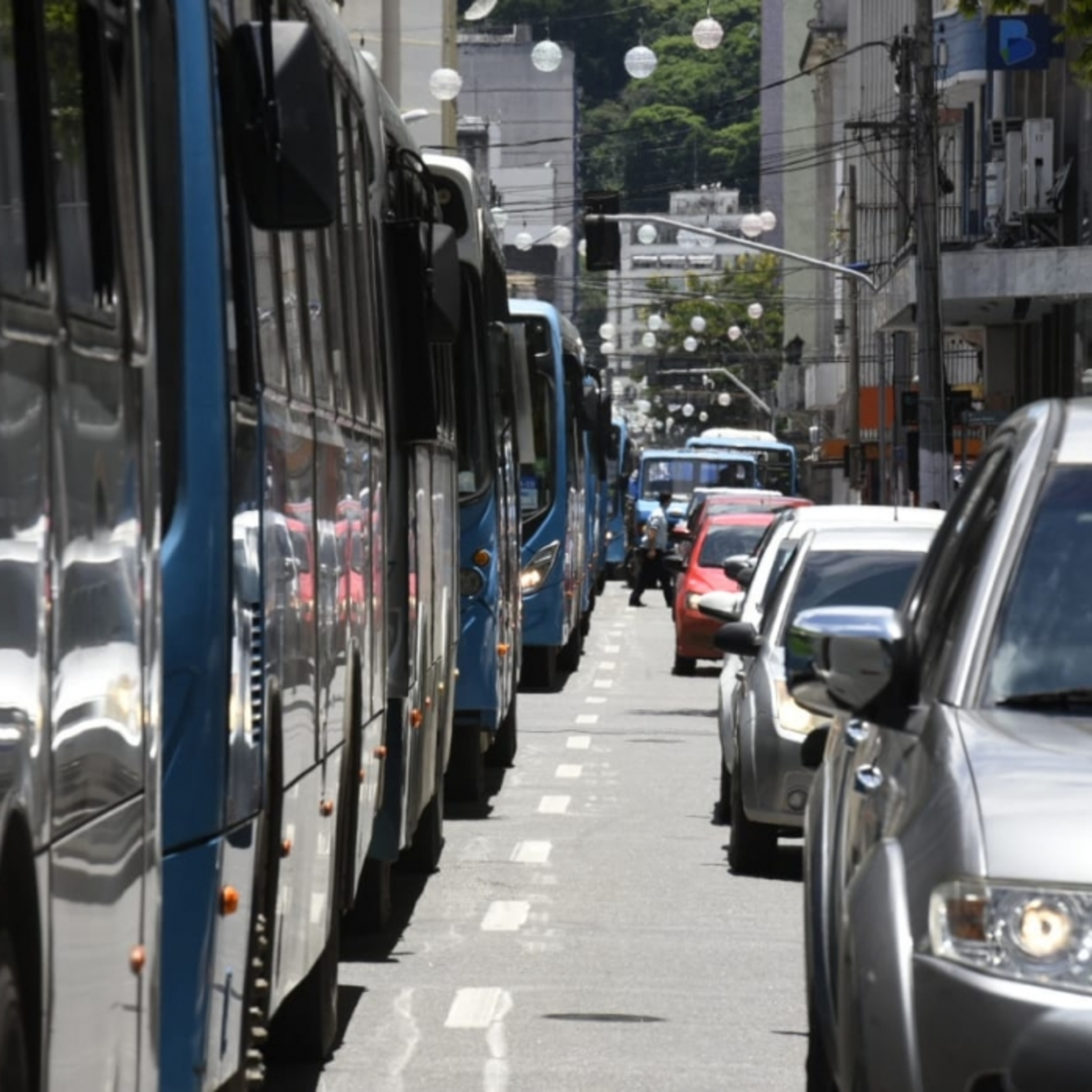 Em caso de greve de ônibus, empregado pode faltar dia de trabalho?
