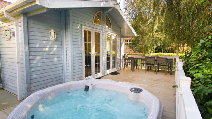 Hot Tub Holidays In Dorset Hampshire And The New Forest