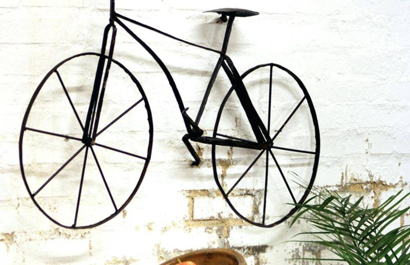 Featured Photo of Metal Bicycle Wall Art