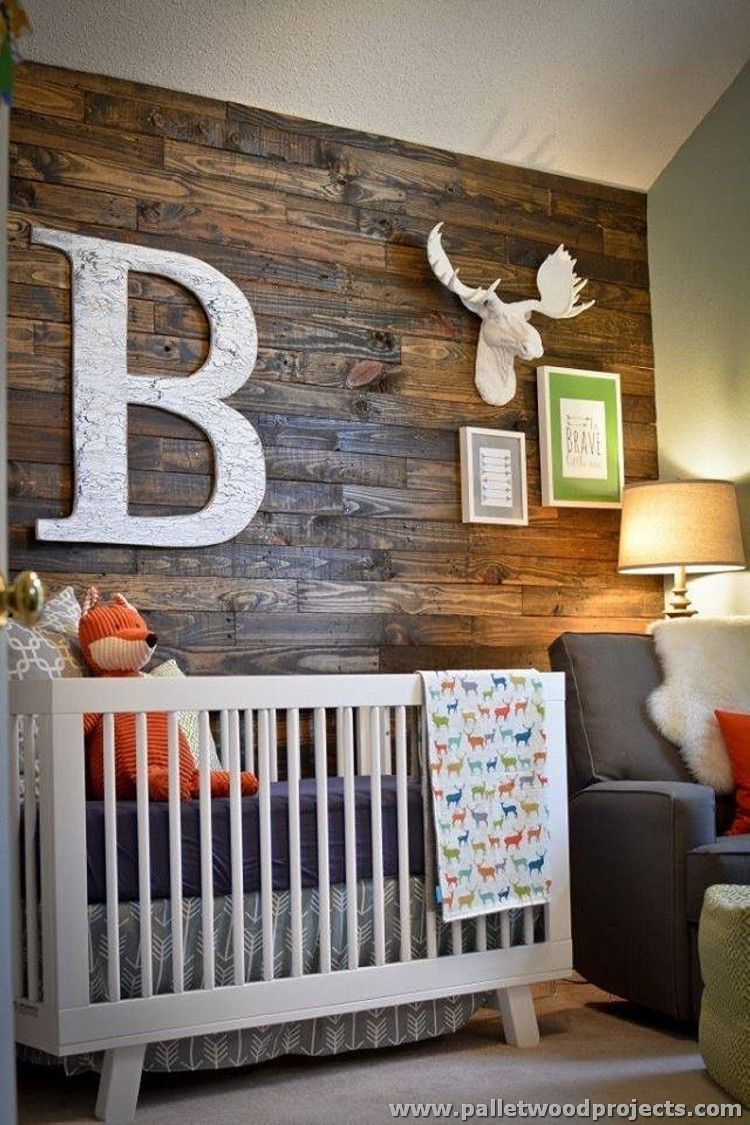 Featured Photo of Wall Accents Made From Pallets