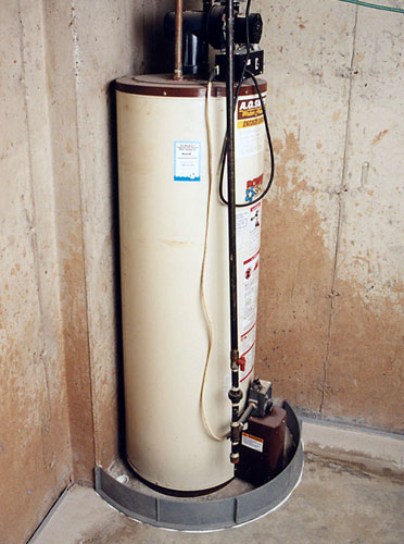 The Floodring Flooding Water Heater Protection System