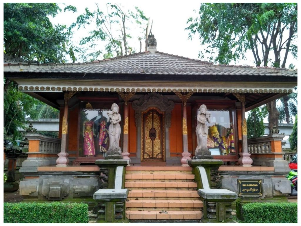 23 Foto Desain Rumah Bali Kuno Yang Belum Banyak Diketahui Deagam Design