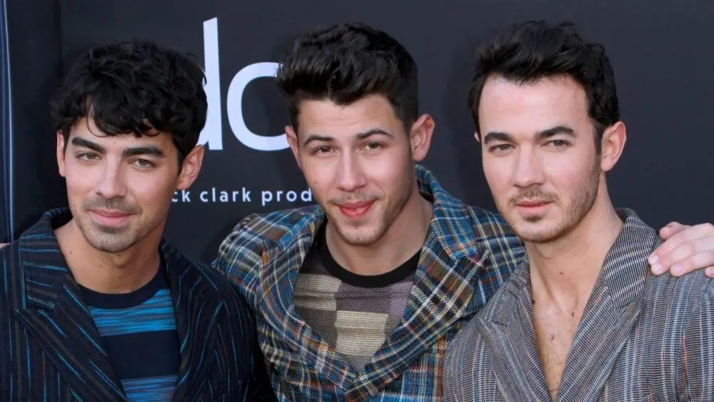 Listen to Jonas Brothers’ single ‘No Time to Talk’