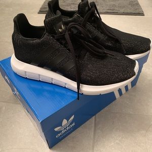 Adidas swift run