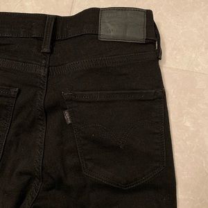 Levi’s 720 high rise super skinny black jeans