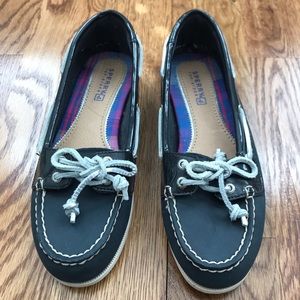 Sperry *Audrey* Navy Blue Boat Shoes Size 5.5