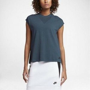 Nike Tech Knit Women’s Tank - Size M - Navy