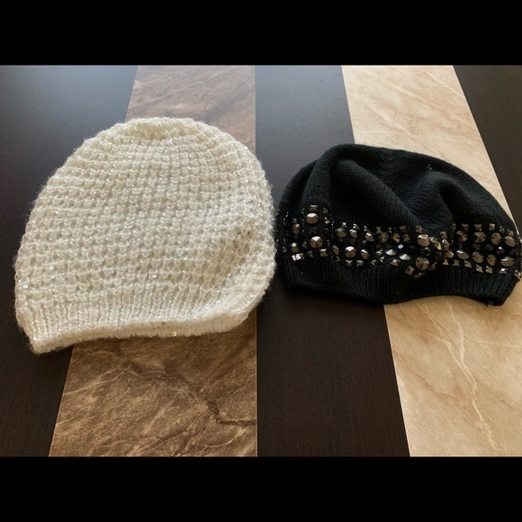 Express Accessories - Express black and white beanies