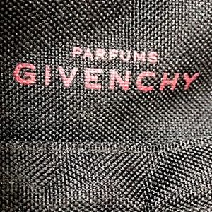 GIVENCHY Parfums Travel Bag