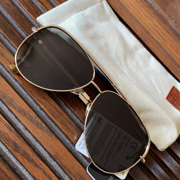 Frye aviator sunglasses - Picture 1 of 8