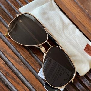 Frye aviator sunglasses