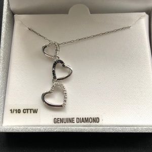 Necklace w/ genuine diamonds