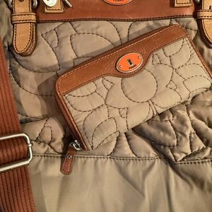 “FOSSIL KEY-PER”  SET of Quilted Crossbody Purse and Wallet.