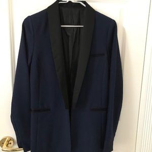 Classic Women's Blazer Fits Siz Small