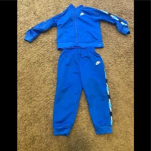 Nike boys blue tracksuit set jacket pants size 24 M