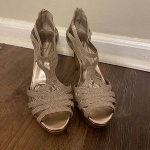 Rose gold sparkly heels size 6.5