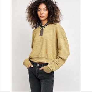 Free People 5 Star Tee in Golden Palm Small