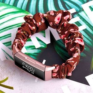 Soft Scrunchie Wristband for Fitbit Charge 3 & 4 - Brown/Rose Floral (Small)