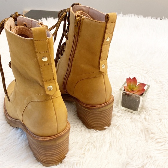 NEW Seychelles x Zappos x Anthropologie | Irresistible Tan Combat boot women’s - Picture 8 of 9