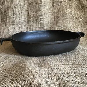 Le Creuset France #33 Black Cast Iron La Mama Enzo Mari Oval Dutch Oven Vintage