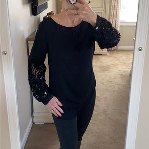 Apt 9 lace sleeve tunic blouse