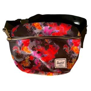 Herschel Supply Co. Fifteen Hip Bag NWT