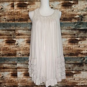 🌟 2 for $20 Deal! 🌟Paisley Vine cream ruffle tank top dress M