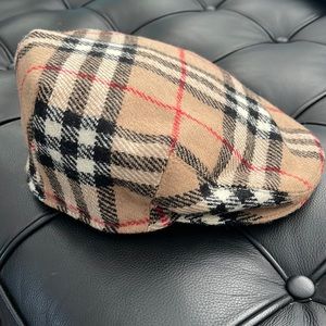 Burberry wool ivy/flat cap. Size S.