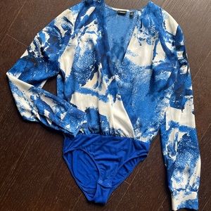 Talula Aritzia Long Sleeve Bodysuit XS