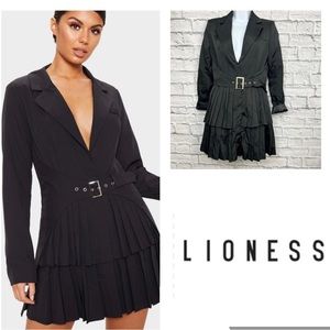 Lioness Blazer Dress size XS