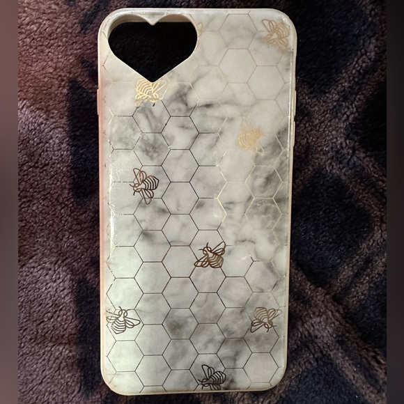 Bumble bee iPhone 8 pro case - 5 for $25 for items marked with ⭐️ - Picture 1 of 2