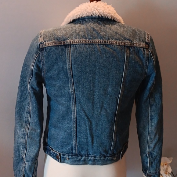 Levi Strauss sherpa lined original denim trucker jacket - Picture 4 of 7