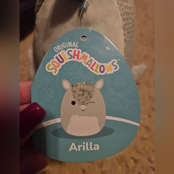 NWT Arilla the Armadillo Squishmallows 7” - Picture 7 of 8