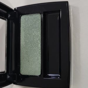 Merle Norman  sea green luminous  eyeshadow