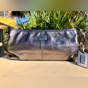 Vintage Saks metallic bag! Metallic color! Great shape!