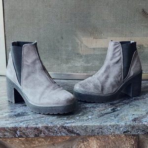 Topshop Gray Suede Chunky Moto Boots Size 37