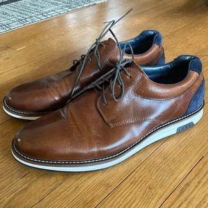 Men’s lace up Oxford shoes NEW